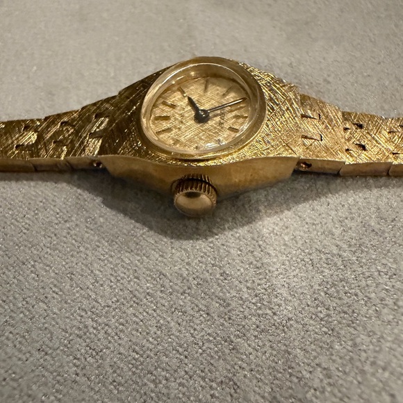 Gold Textured Watch - Picture 3 of 10